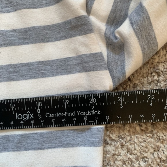 Emery Rose Pullover Women's Small Long Sleeve Shirt Gray White Stripe Hood - Picture 8 of 9